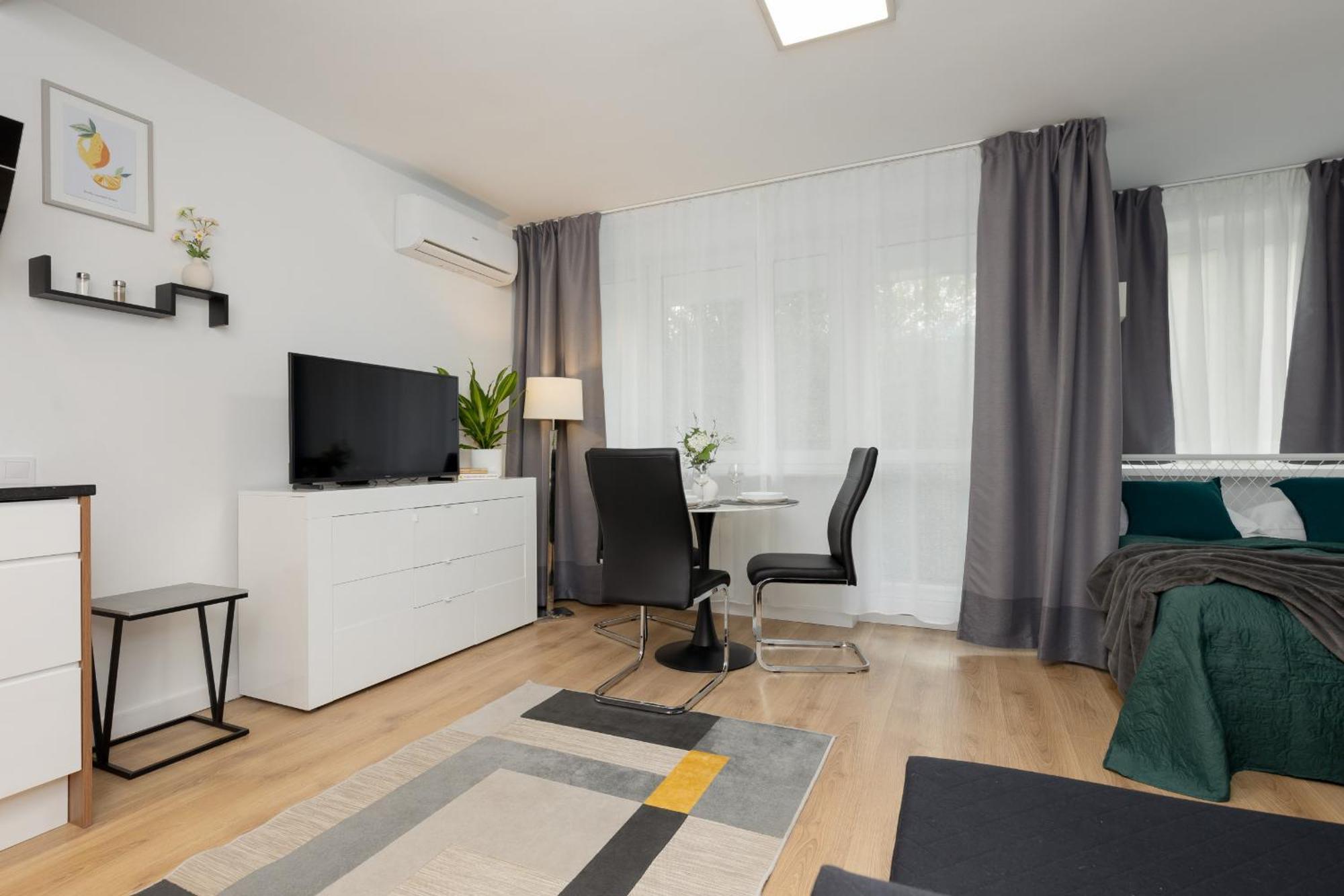 Studio Bruna Metro Pole Mokotowskie By Noclegi Renters Varsó Kültér fotó